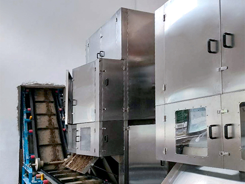 博宇環保-一體式污泥深度脫水機.jpg 博宇環保-一體式污泥深度脫水機.jpg